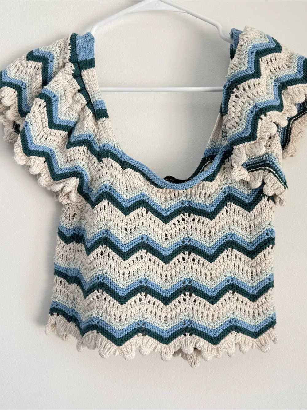Zara White & Blue Crochet Chevron Button Crop Top Size Small